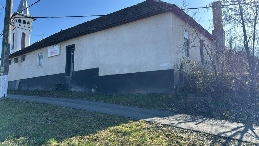 Spațiu de închiriat potrivit ptr. brutărie,patiserie,producție,central