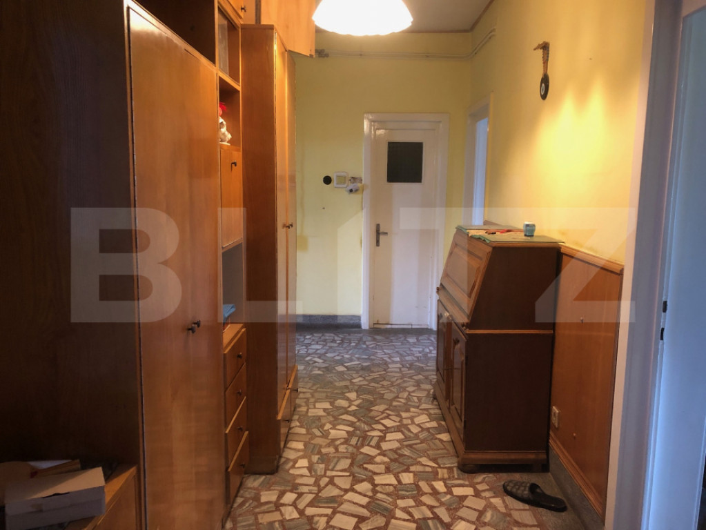 Apartament 4 camere, 117.24 mp, cu pivnița și garaj, zona