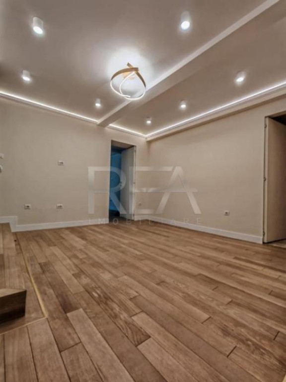 Apartament 5 Camere - Calea Dorobanti - Romana