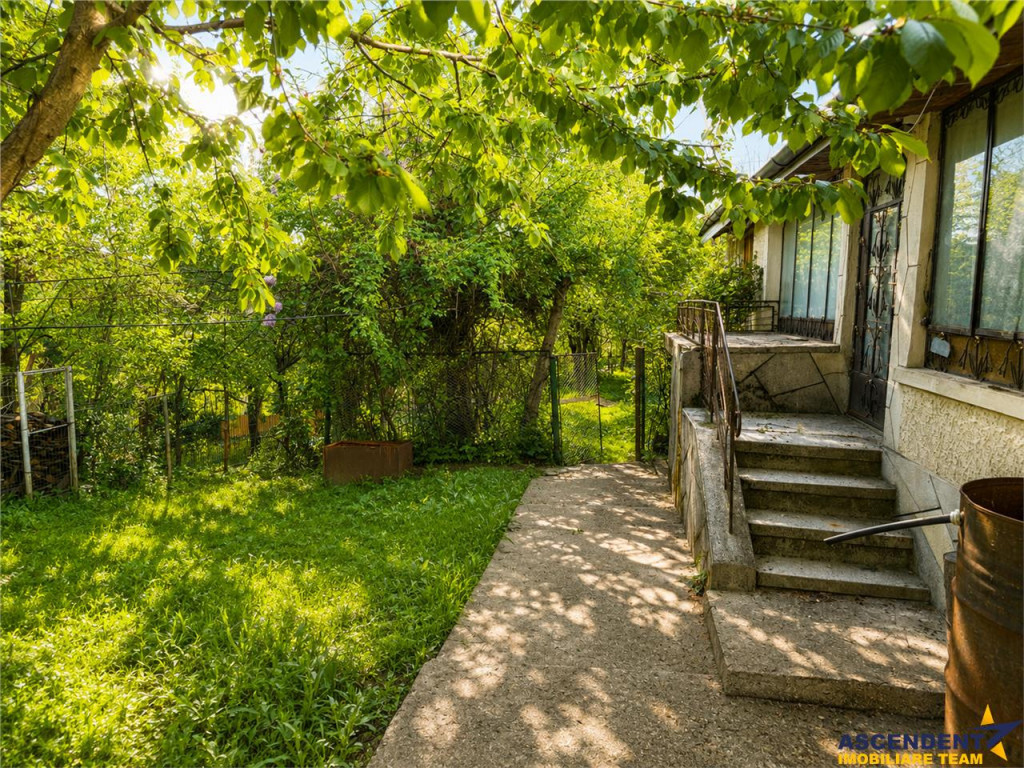 Casa traditionala cu autenticitate rurala, in pitoreasca Tel