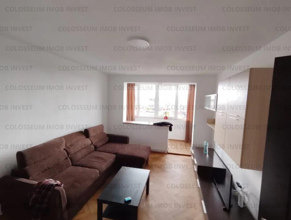 Apartament 2 camere, semidecomandat - Centrul Civic