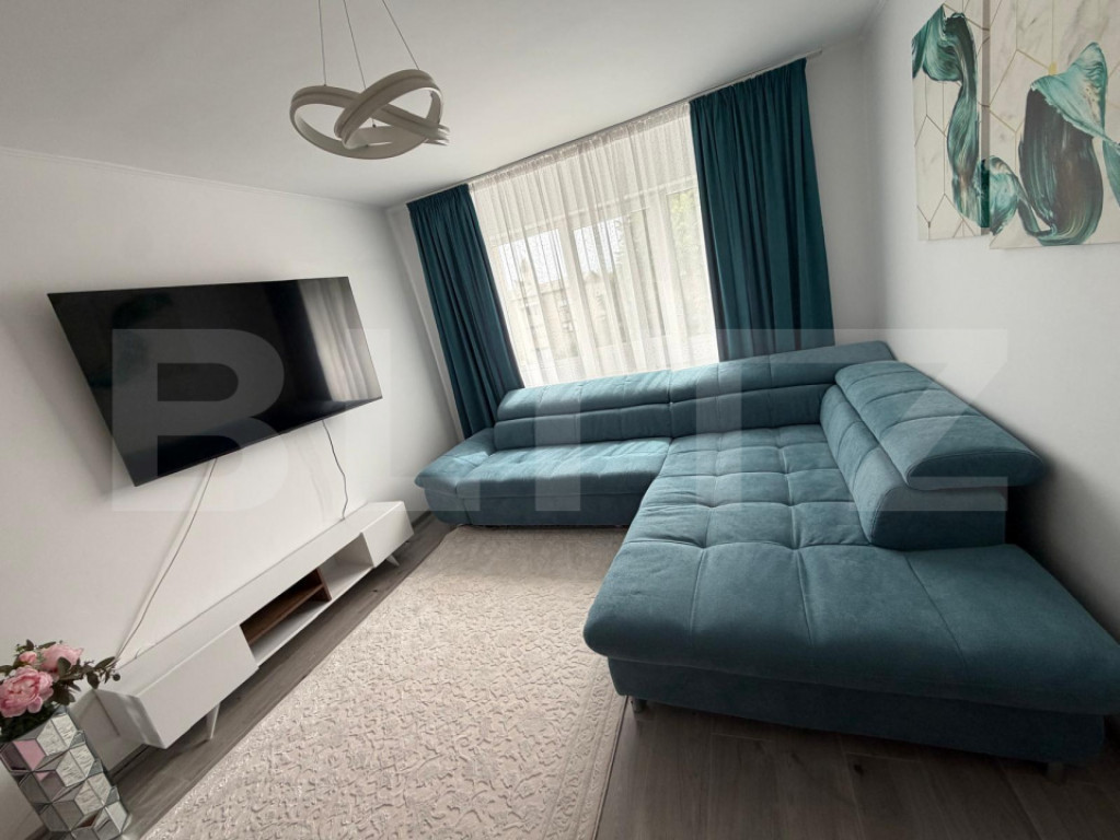 Apartament cu 3 camere, 64 mp, zona Micro 16
