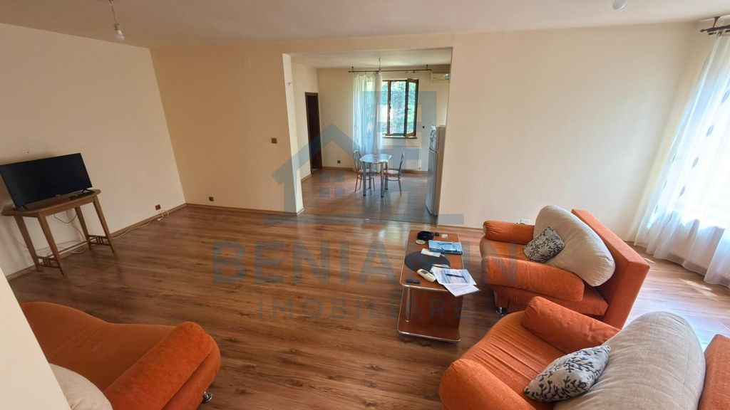 Vila eleganta in zona Ford– Confort si intimitate pe al...