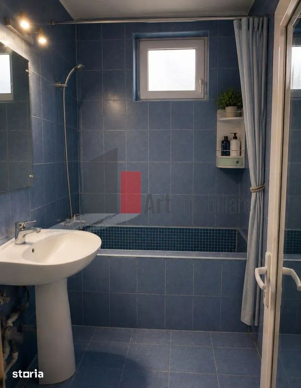 Vânzare apartament 3 camere Bd. Obregia - Turnu Măgurele