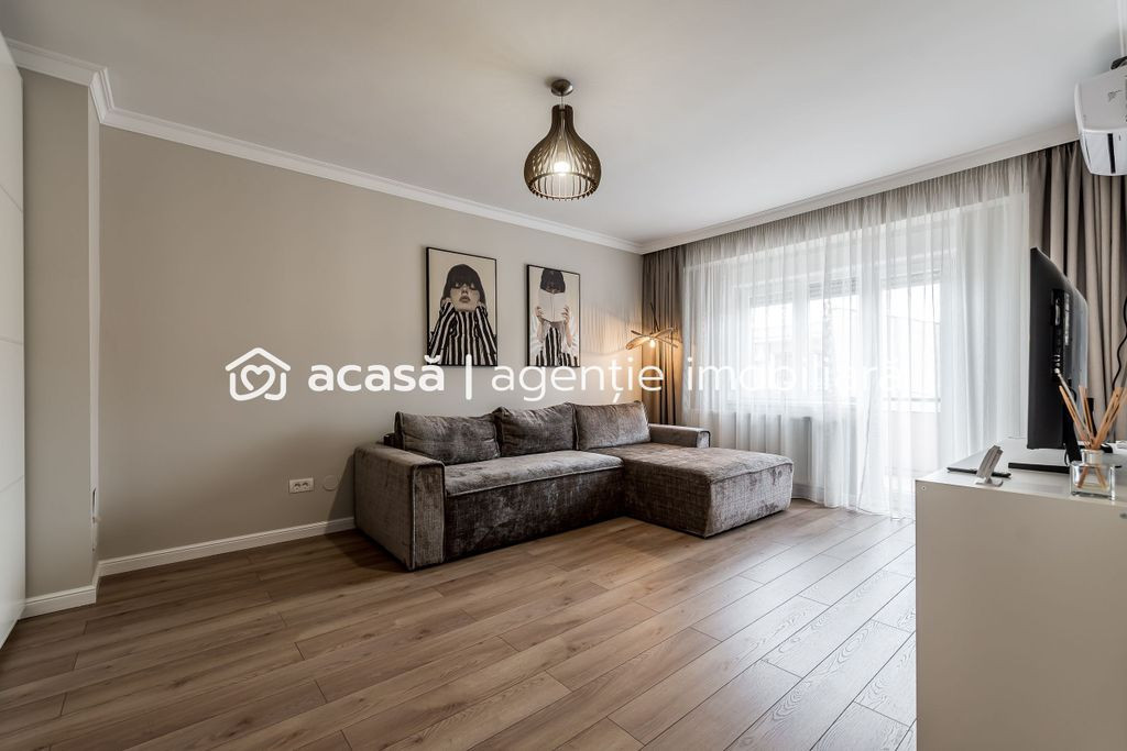 Apartament ultrafinisat la cheie cu 2 camere decomandat P...