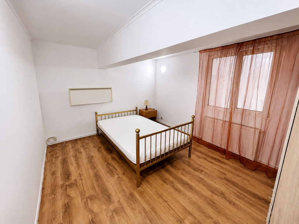 Apartament cu 3 camere zona Mehala