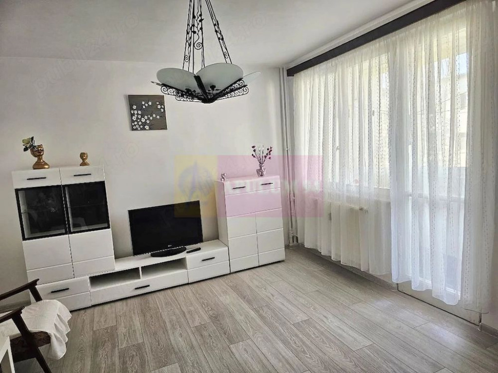 Apartament cu 2 camere decomandate zona Dristor