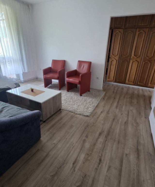 Apartament 3 camere, 64 mp, 2 balcoane, disponibil imediat,