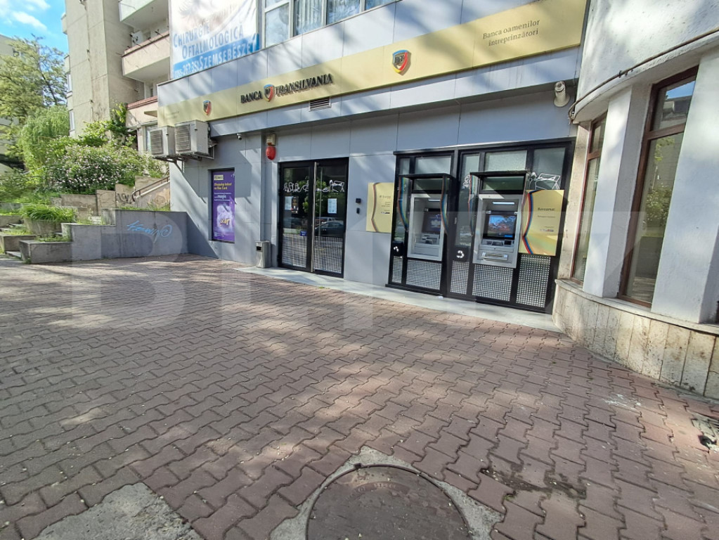 Spațiu de închiriat, 115 mp, parter, Poli 2 – zonă Cent