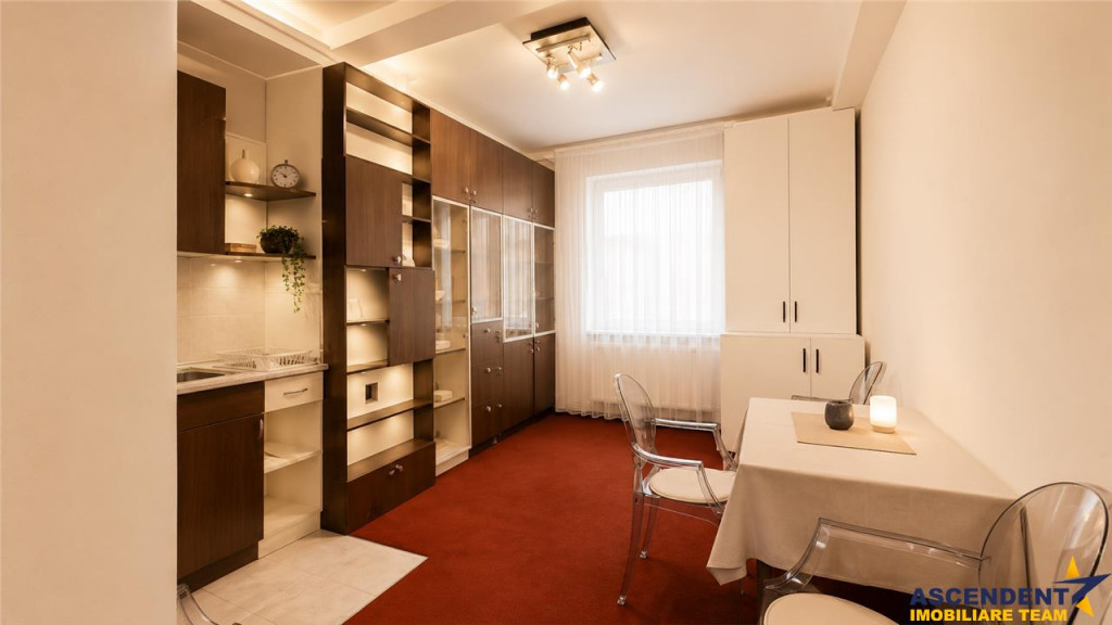 Apartament decomandat, 2 locuri parcare, Calea Bucuresti, A