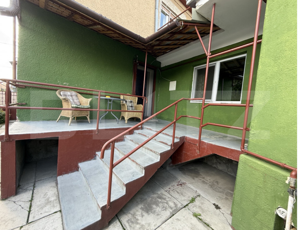 Casa cu etaj, 130.75 mp, 5 camere, zona 14 Mai