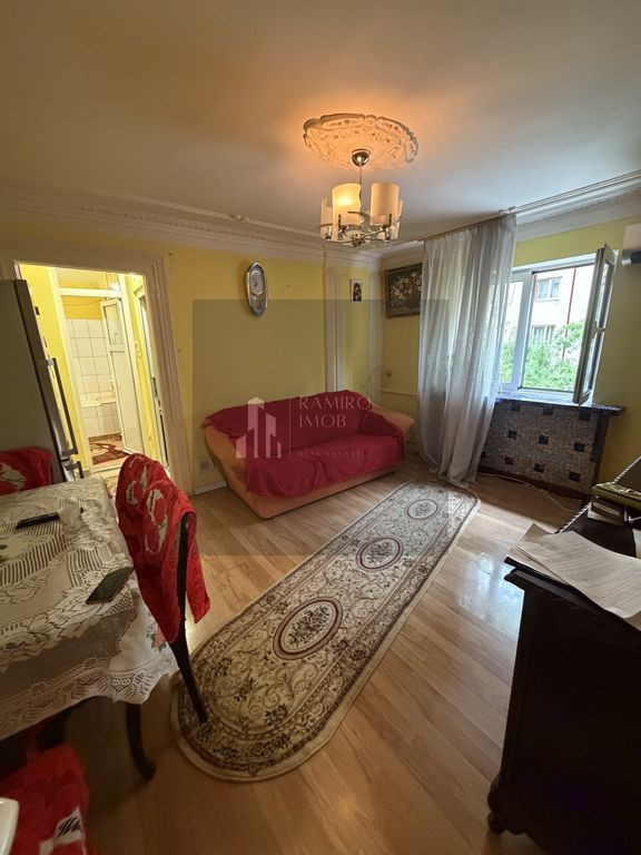 Apartament 3 camere Constantin Brancoveanu / Huedin