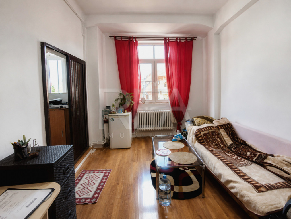 Garsonieră interbelică | Cișmigiu | Centrală proprie