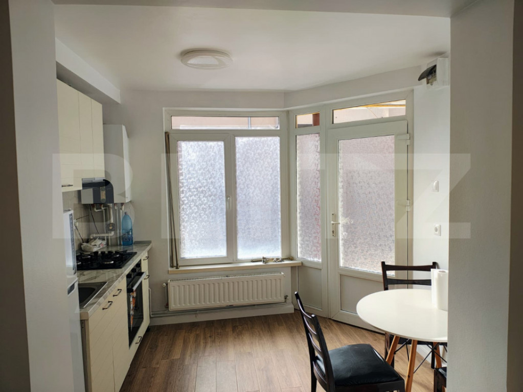 Apartament 2 camere, zona Cetate