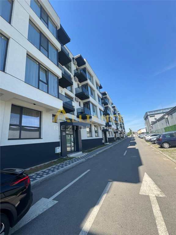 Studio mobilat - utilat ~ Complex Boutique