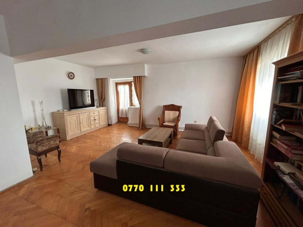 Apartament 3 camere (transformat din 4) Dorobantilor, supraf