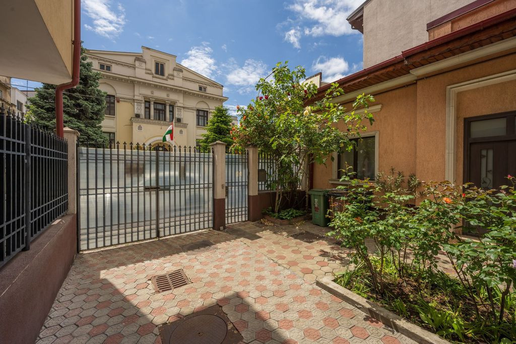 3 IMOBILE - LOT 676 MP - RECONSOLIDATE - ROMANA VICTORIEI...