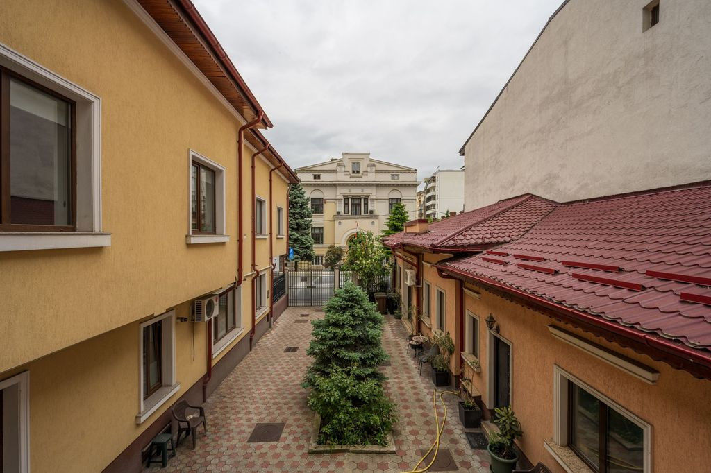 3 IMOBILE - LOT 676 MP - RECONSOLIDATE - ROMANA VICTORIEI...