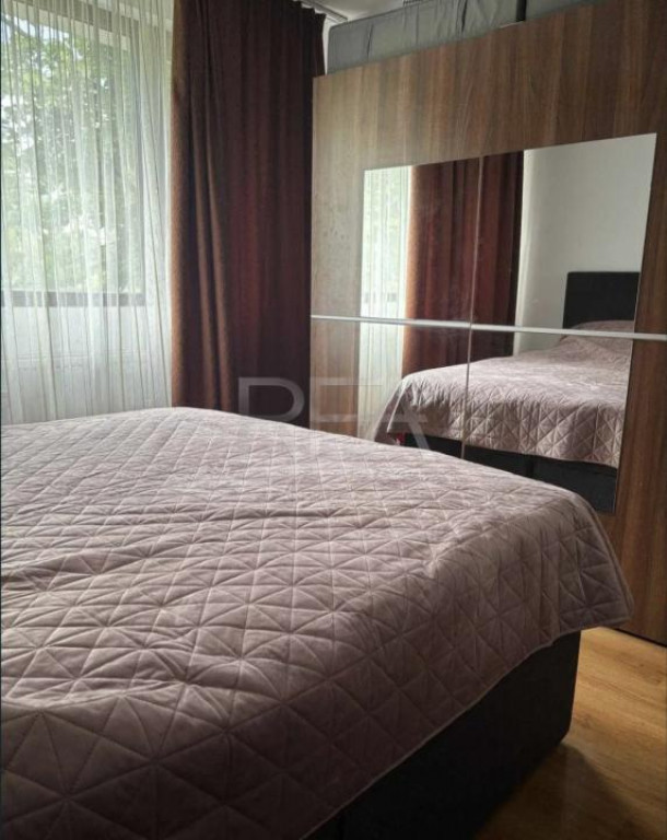 2 camere, 4/4, anvelopat, bloc tip P-Drumul Taberei