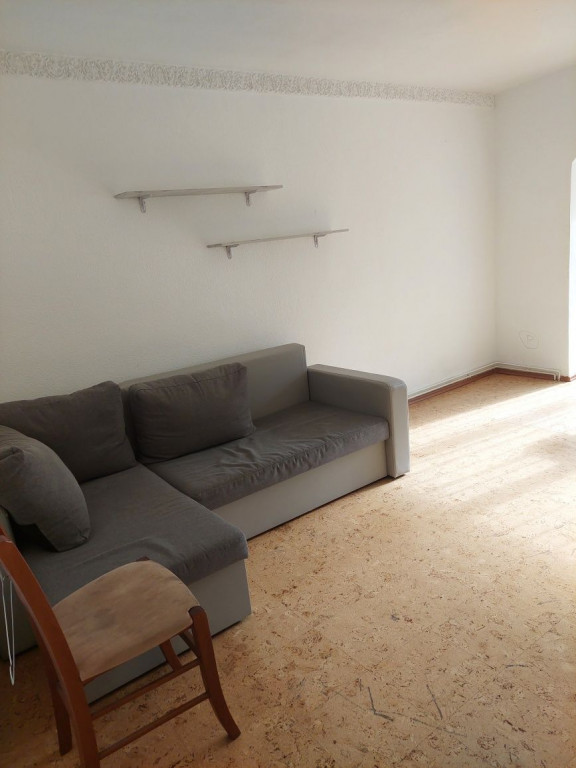 Apartament 2 camere Racadau-intrare,garaj,etaj 2,128500 Euro