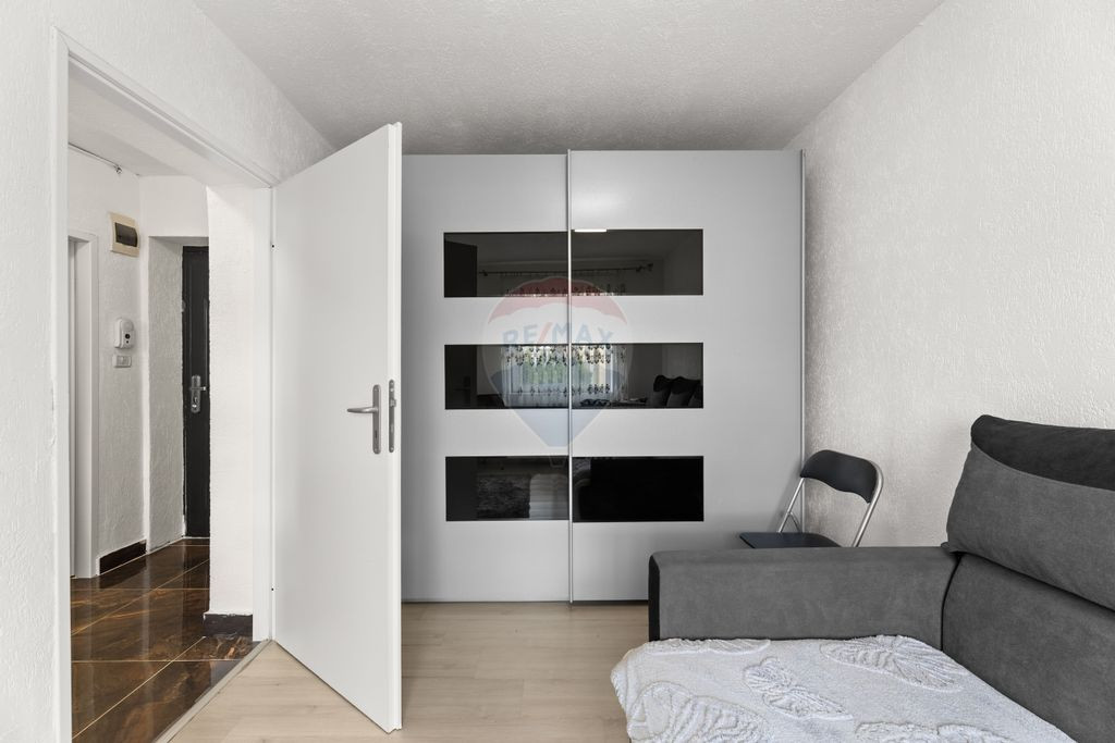Apartament 1 camera de inchiriat zona Fortuna