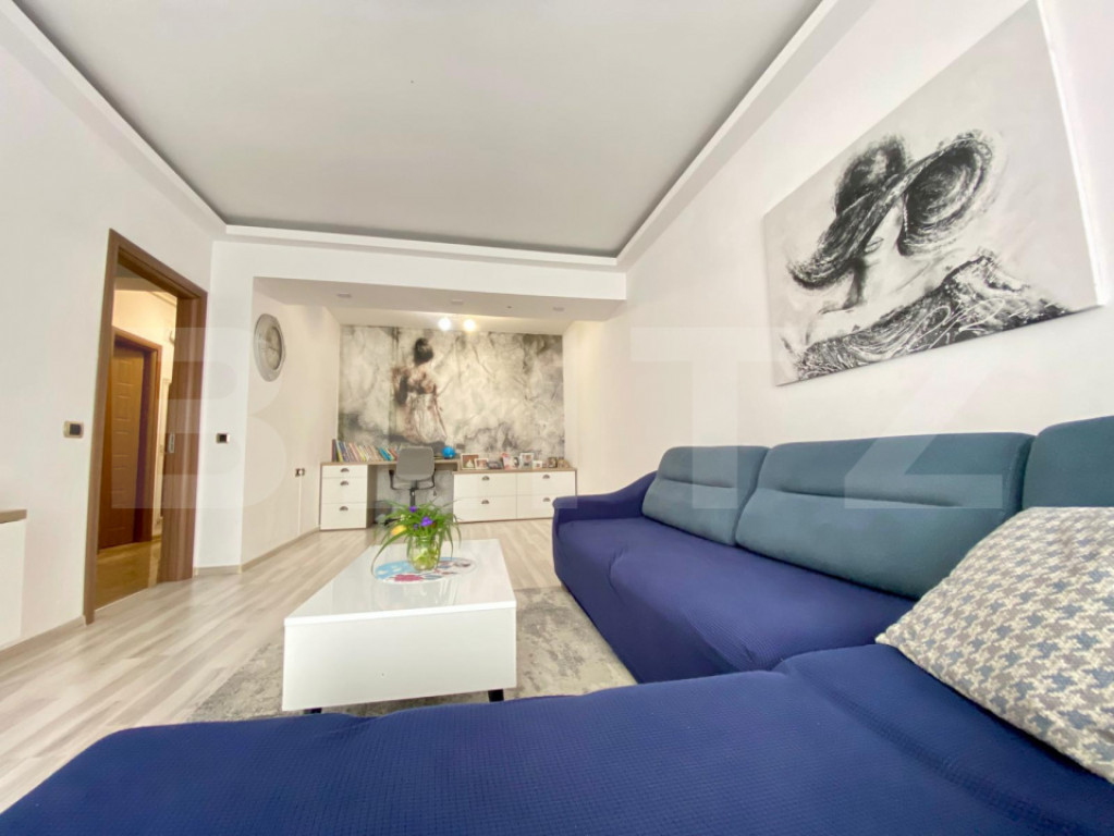 Apartament 2 camere, 2 băi, 70 mp, zona Tractorul