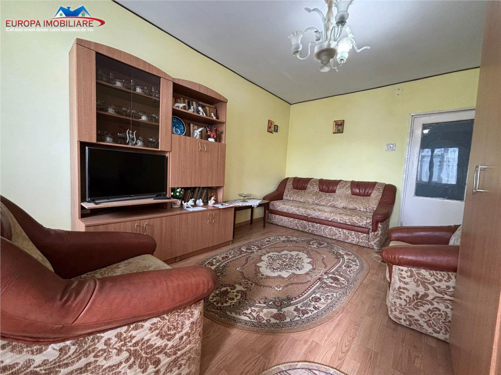 Apartament cu 2 camere de zona Vest- Tulcea
