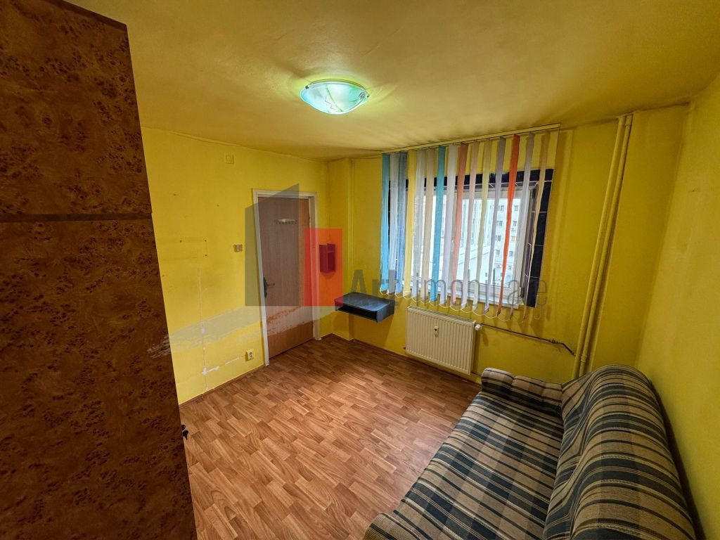 CASA CU TEREN DE 5000MP - JUDET GIURGIU 30KM DE BUCURESTI