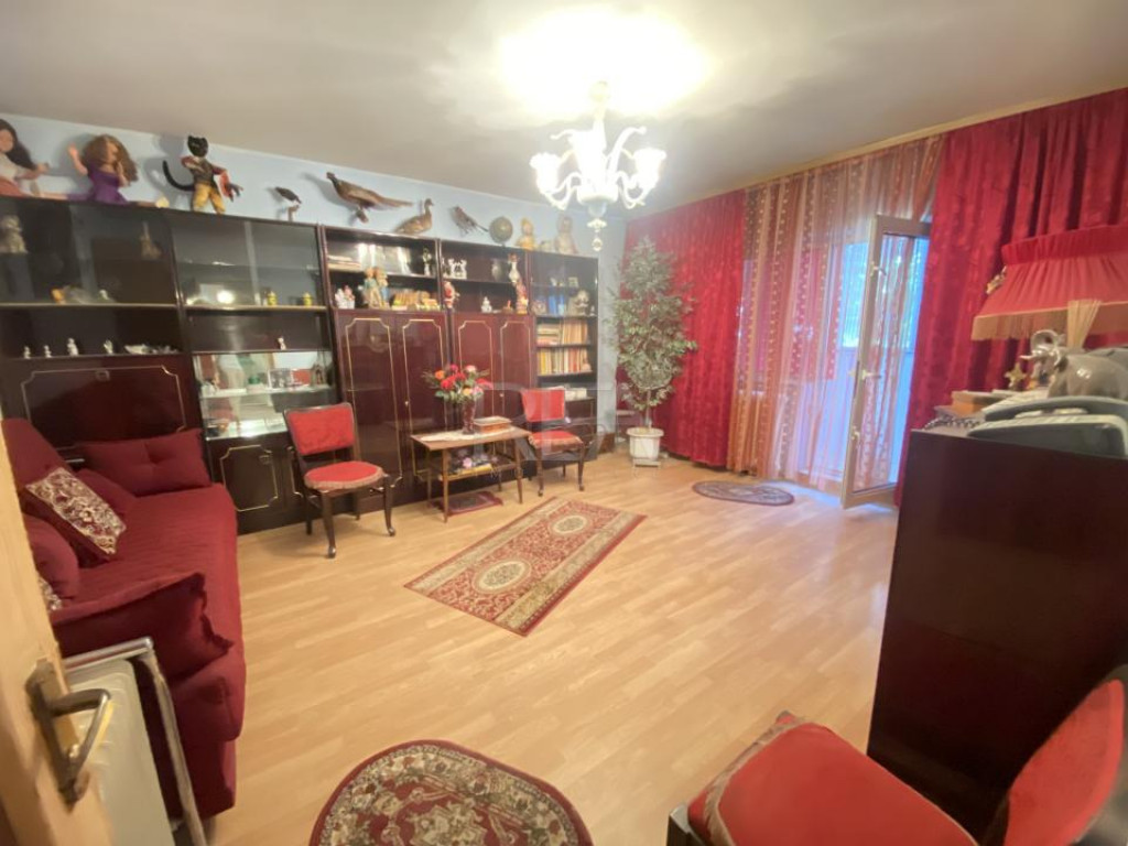 Garsoniera-Decomandata-32,3 MP- Bloc Stradal- Bulevardul Bra