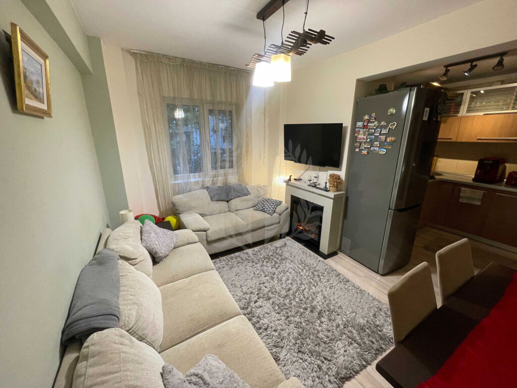 Apartament 4 camere, mobilat, cartier 9 Mai, Ploiesti Vest