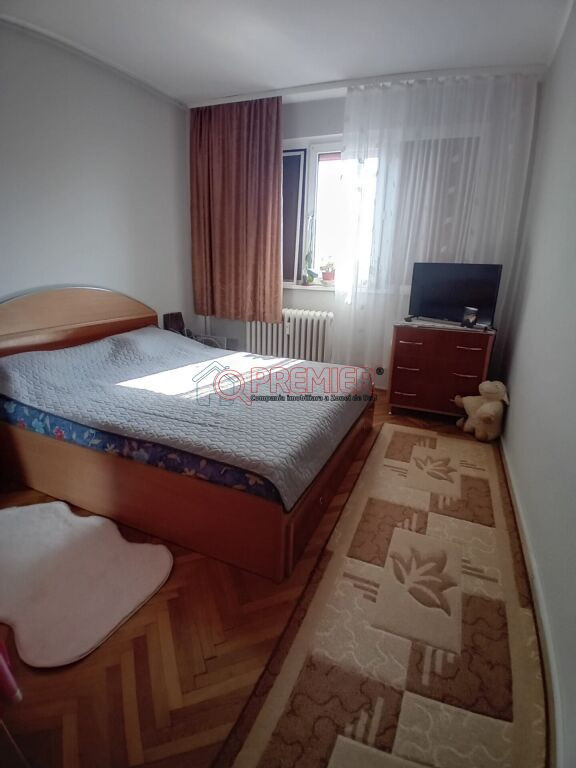 2 camere-Sector 4-Piata Straduintei-Parcare