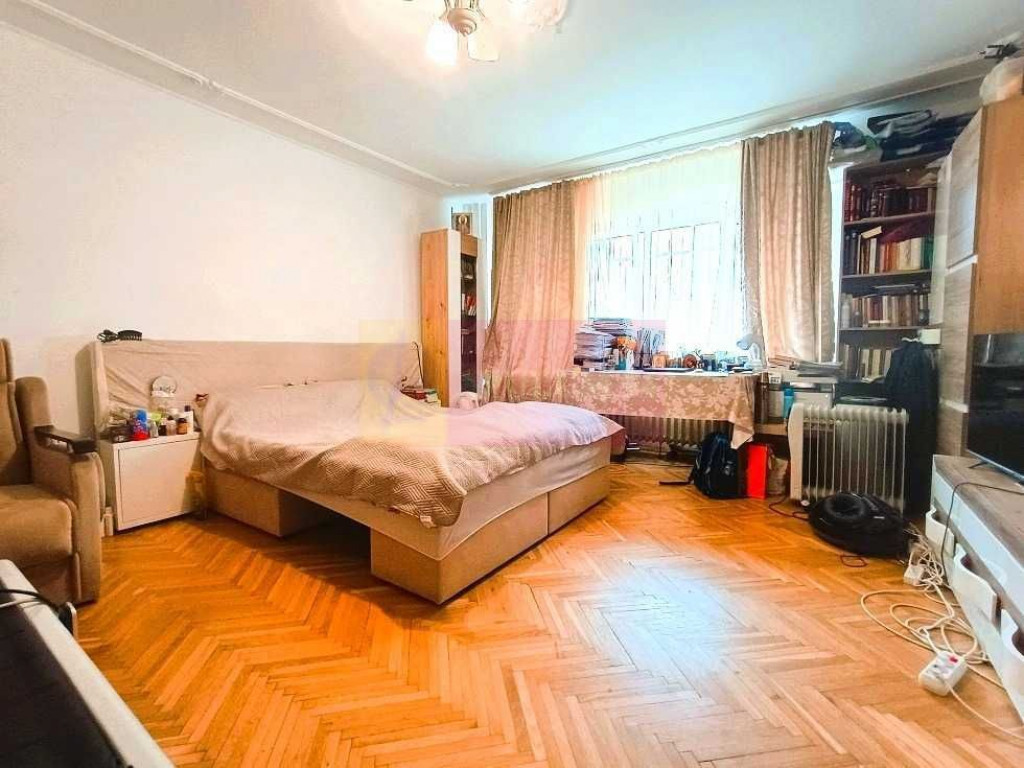 Apartament 2 camere de vanzare zona Decebal ( Zepter) Mal...