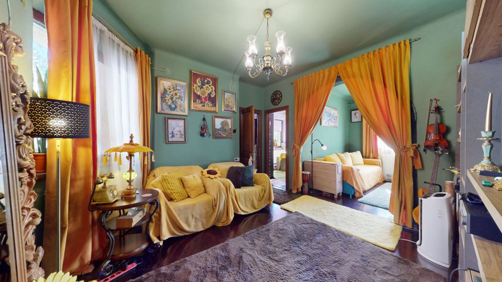Apartament cu farmec interbelic | 3 camere | Domenii