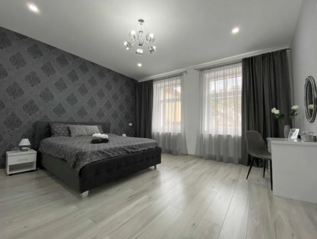Apartament 2 camere, la casa - Centrul Istoric