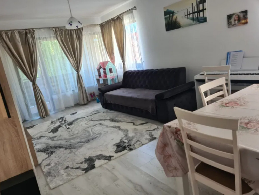 Apartament 2 camere, open space - zona Tractorul