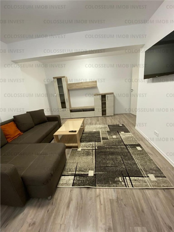 COLOSSEUM; Apartament 2 Camere mobilat utilat parcare