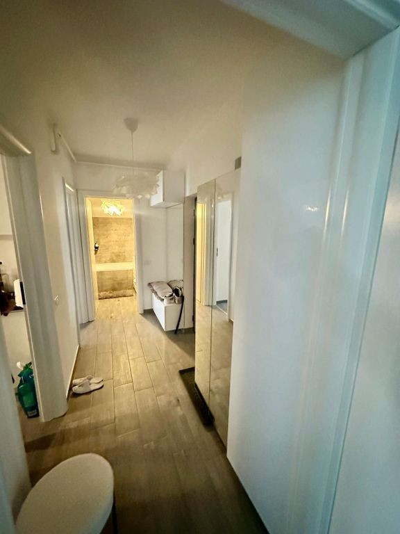 Apartament 2 camere,suprafata generoasa,loc parcare subteran