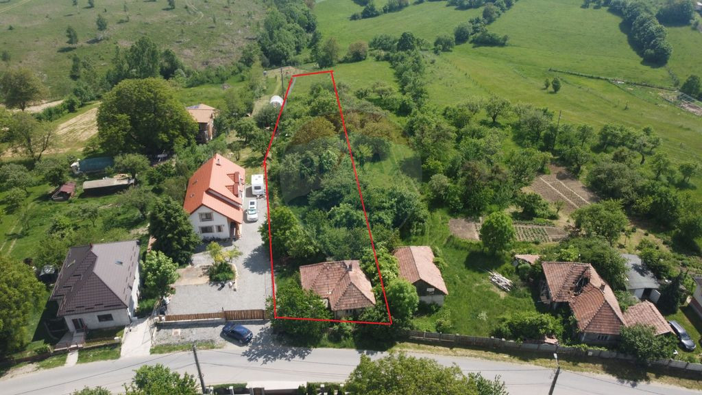Teren cu casa de vanzare in Feleacu! 2000 MP.