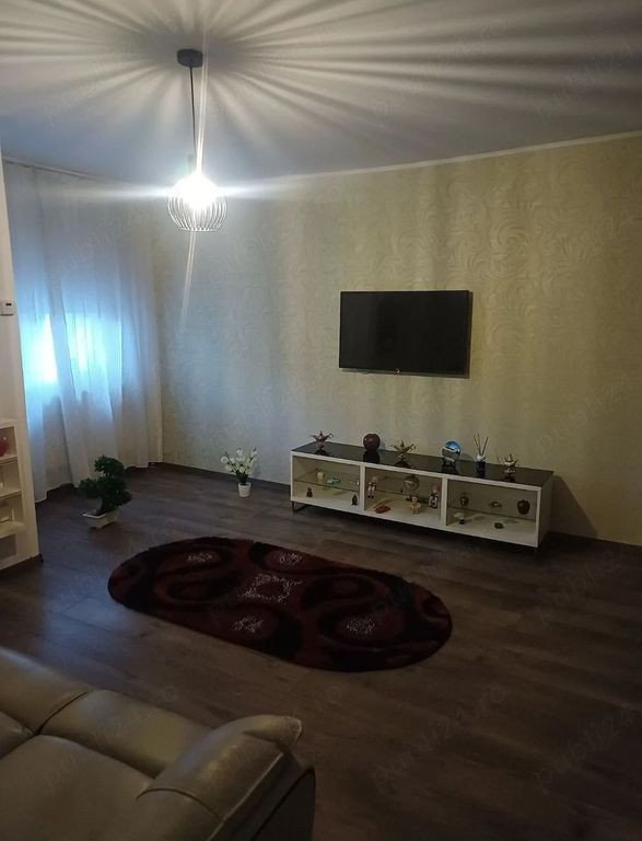 Apartament trei camere zona piata Rahova