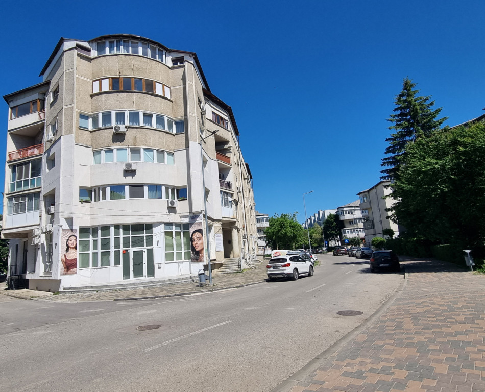 Bloc MAPN- Școala Mihai Drăgan! Apare rar la vânzare așa