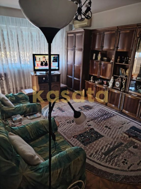 2 Camere Aviatiei