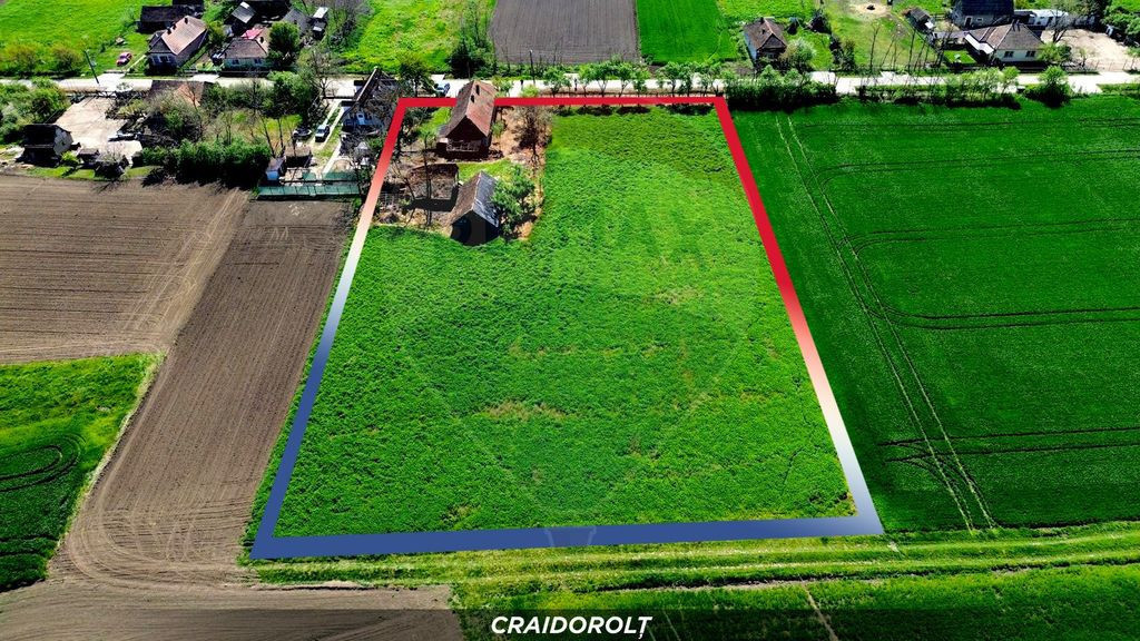 Casă cu 3 camere de vânzare in CRAIDOROLT la 4 km de ba...