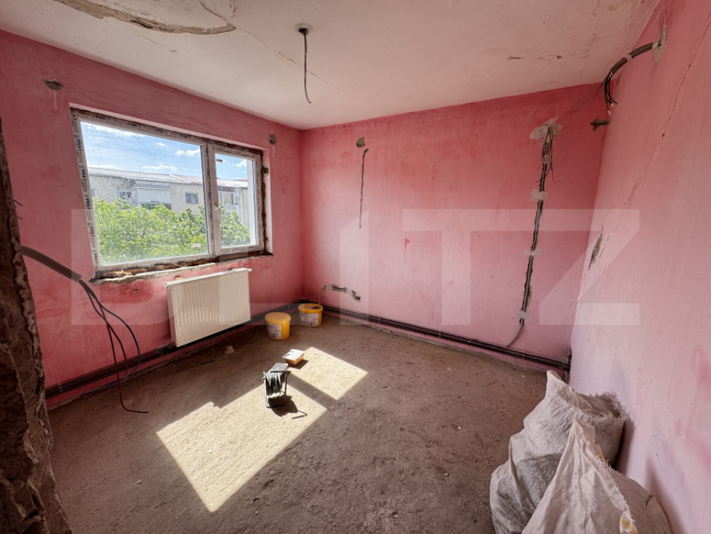 Apartament de vânzare, 49.53 mp - zona Sfânta Vineri