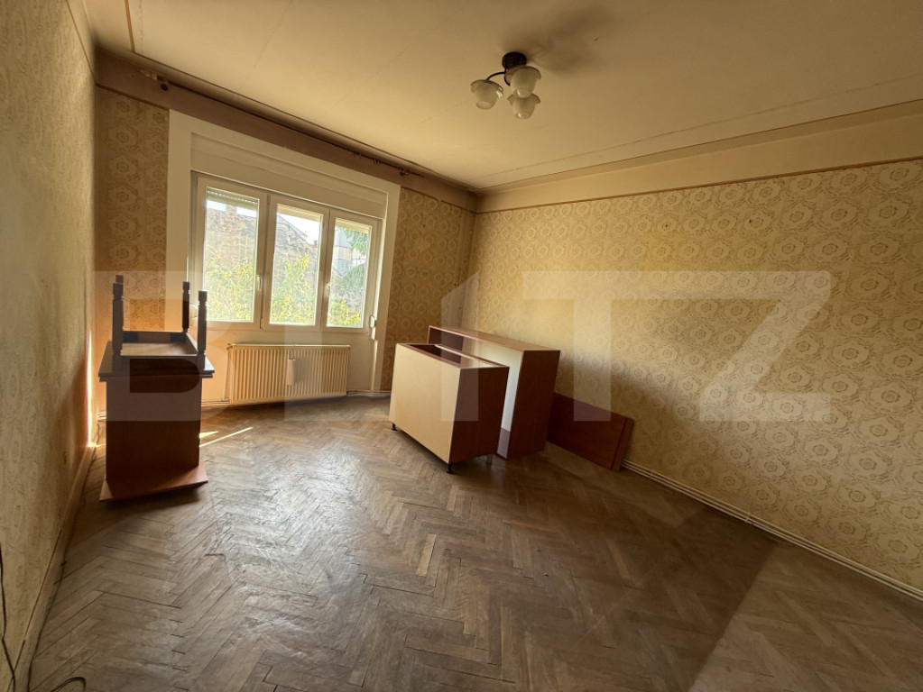Apartament 3 camere, 68.60 mp, zona Micro 16