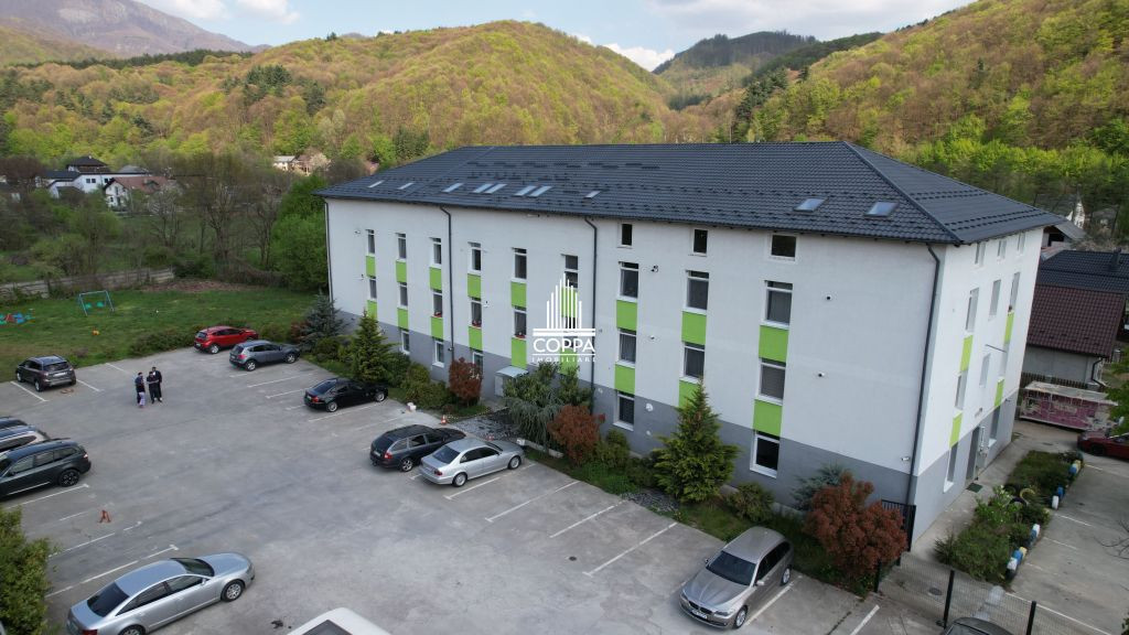 Apartament 3 camere NOU! Zona foarte liniștită!