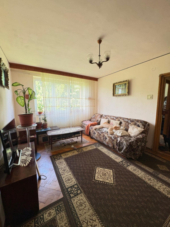 Apartament locuit sau investitie, 44 mp, zona Săsar -lâng?