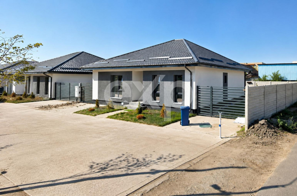 Vila parter mansardabila 4 camere 2 bai mobilatǎ/utilată 1