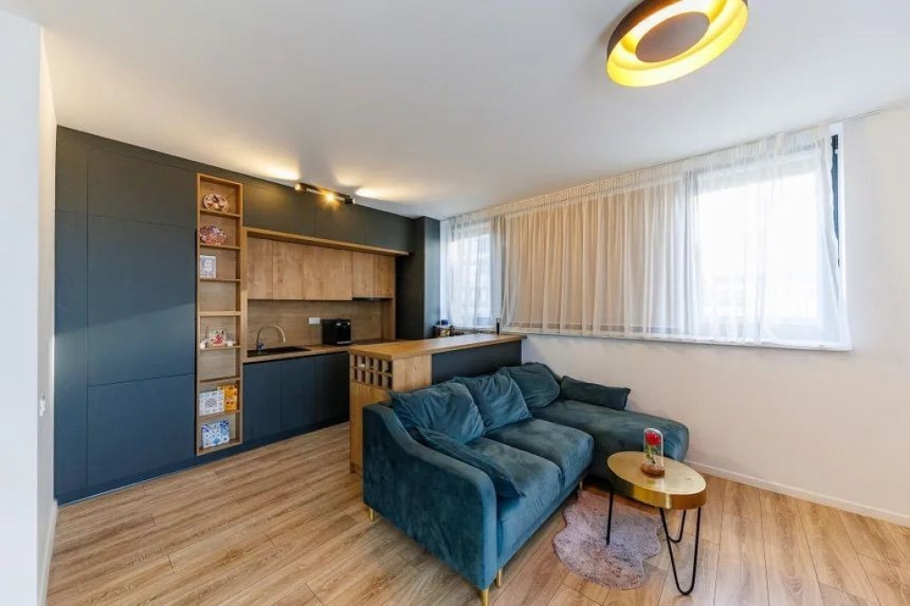 Proprietar inchiriez apartament 2 camere XCity Tower