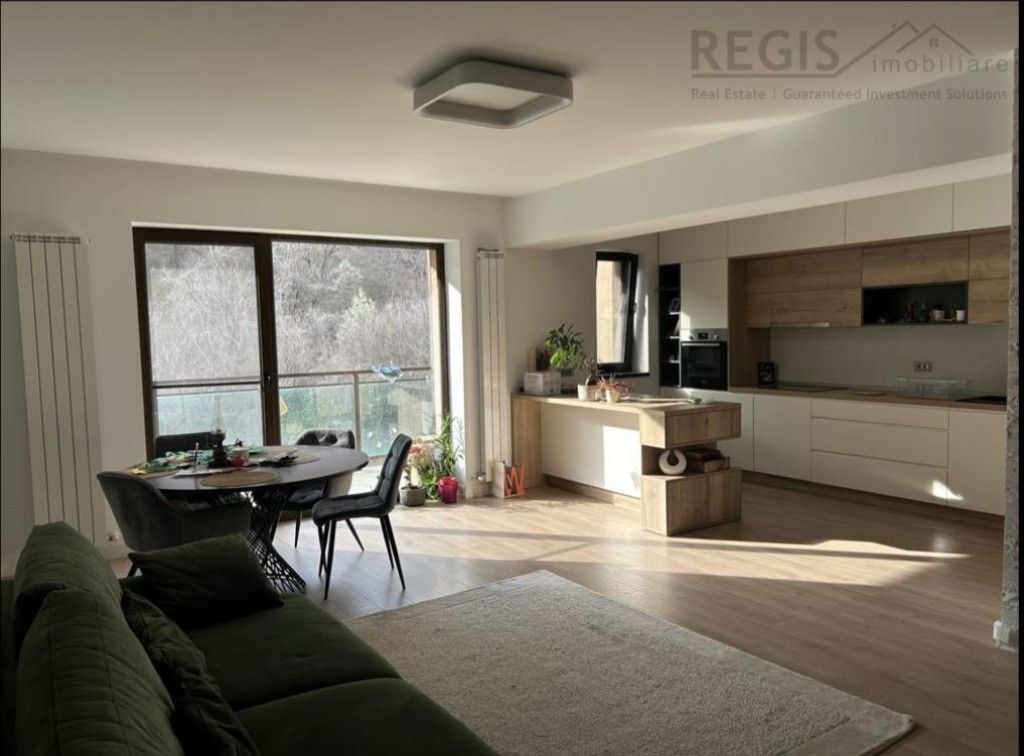 Apartament Premium cu priveliste spre Tampa - liniste, confo