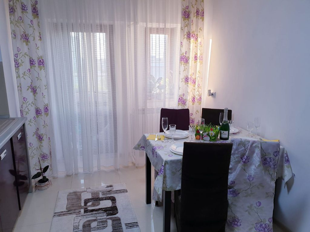 APARTAMENT 2 CAMERE ,CENTRU